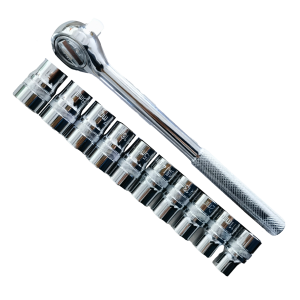 LLAVE RATCHET CON JUEGO DE DADOS